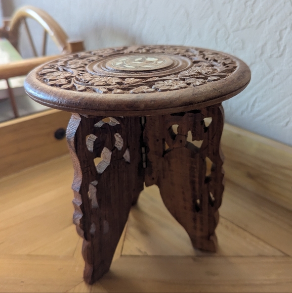 6" Handmade Indian Carved Wood Boho Accent Statue Stand Mini Table Altar Folding - Picture 3 of 6